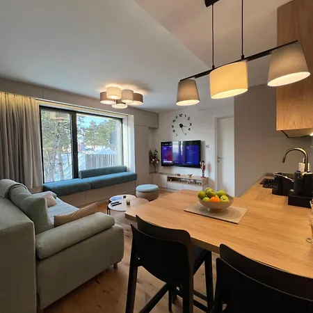 Eleven Twelve Apartman *