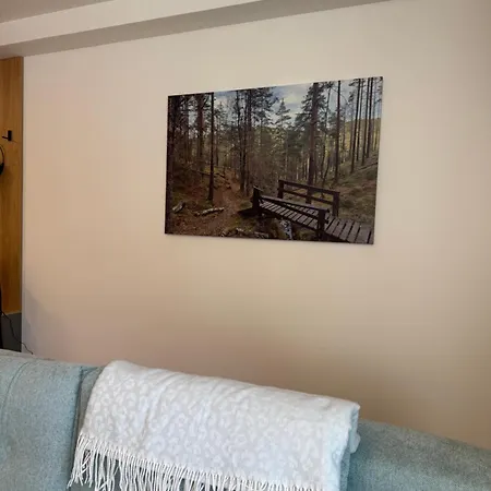 Eleven Twelve Apartman *