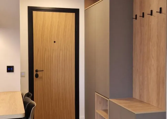 아파트 Eleven Twelve