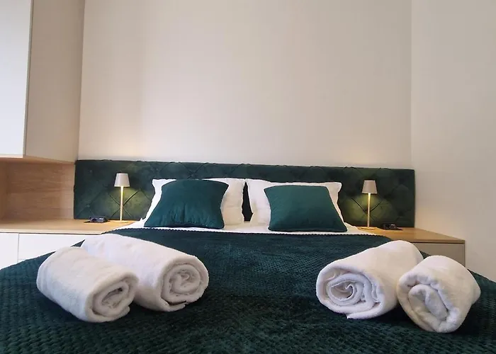 Eleven Twelve 아파트 *