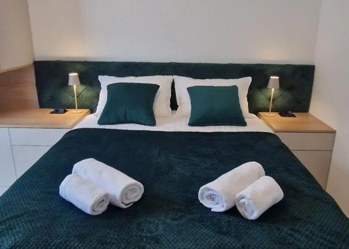 Eleven Twelve * Divčibare