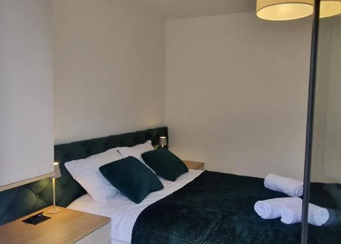 아파트 Eleven Twelve *