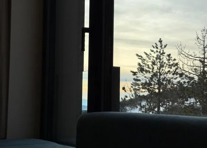 아파트 Eleven Twelve *